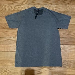 Lululemon Men’s Short Sleeve T-Shirt